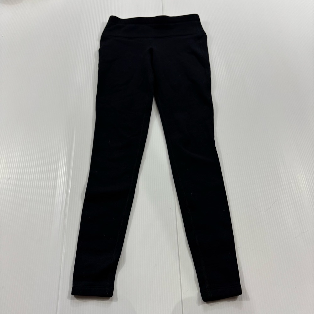 JK99. Women’s Athleta Classic Black Leggings (XXS)